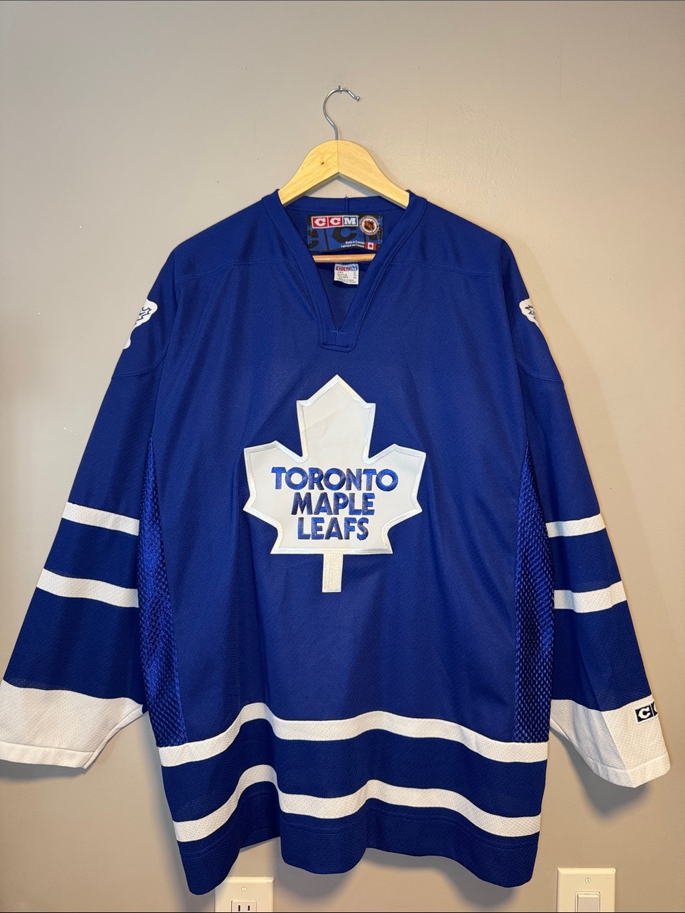 Vintage Toronto Maple Leafs Jersey / XL / NHL / CCM / 90s